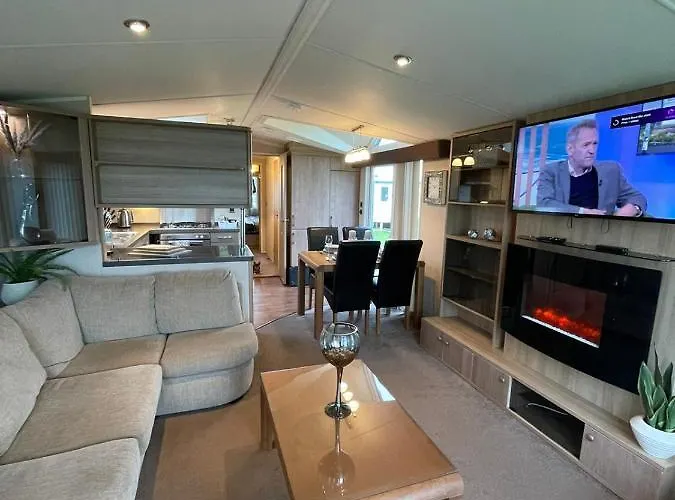 Millfields Holiday Park